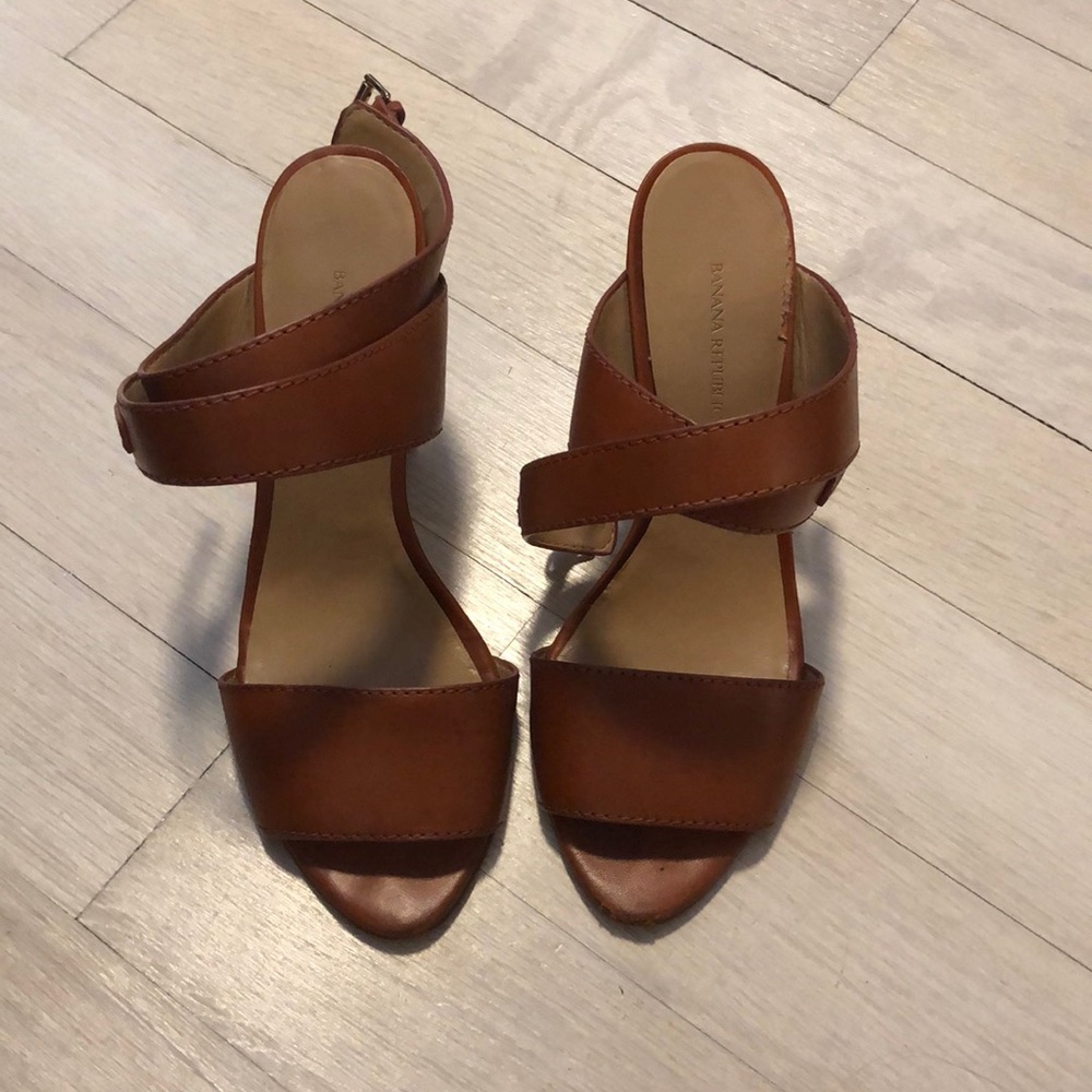Banana Republic strappy heels